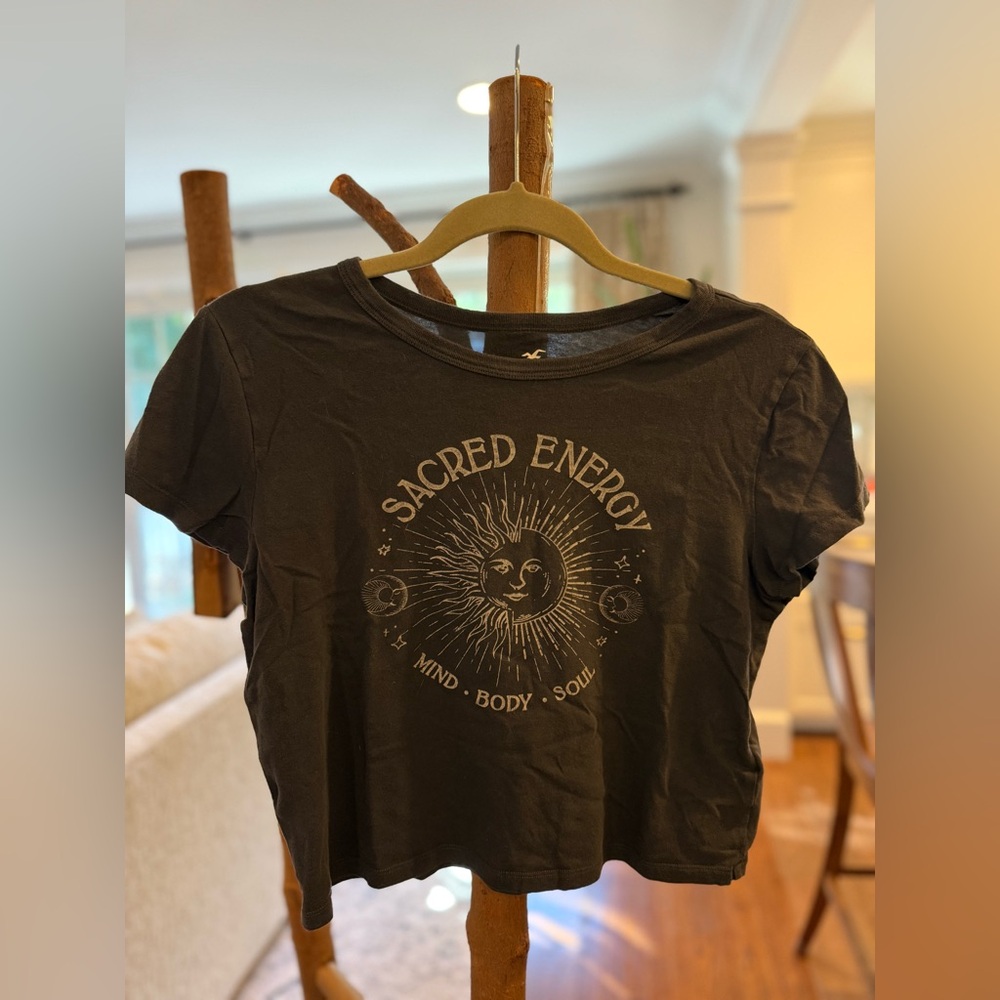 3/$10 Bundle Hollister Black Sacred Energy Graphic Tee